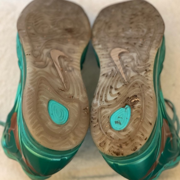 Nike Air Max Hyperposite Statue of Liberty Sz 13 Teal/Gold - Picture 3 of 3